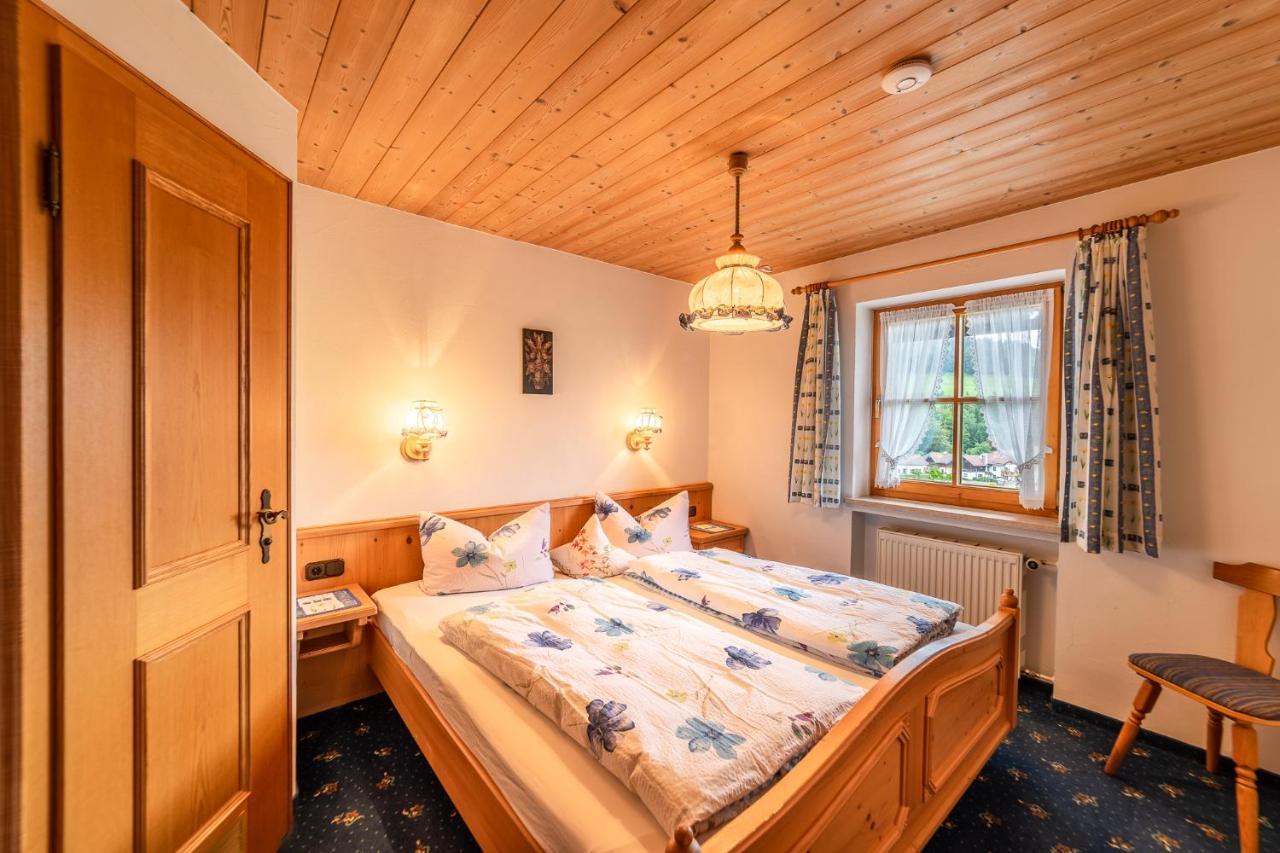 Ferienwohnungen Hollweger Inkl. Chiemgaukarte Ruhpolding Esterno foto