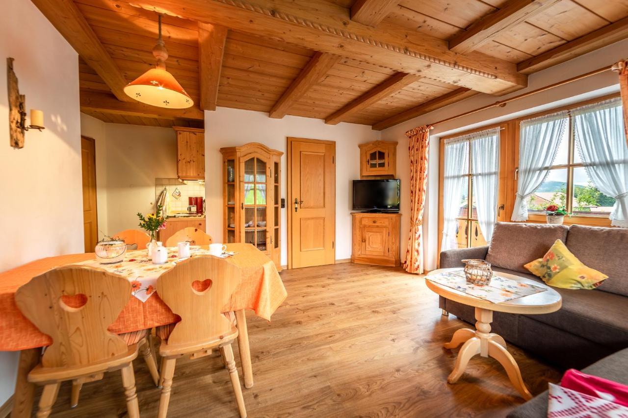 Ferienwohnungen Hollweger Inkl. Chiemgaukarte Ruhpolding Esterno foto
